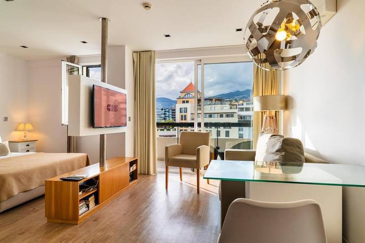 Maison d’hôte pour 2 personnes, avec piscine et terrasse à Funchal - 2