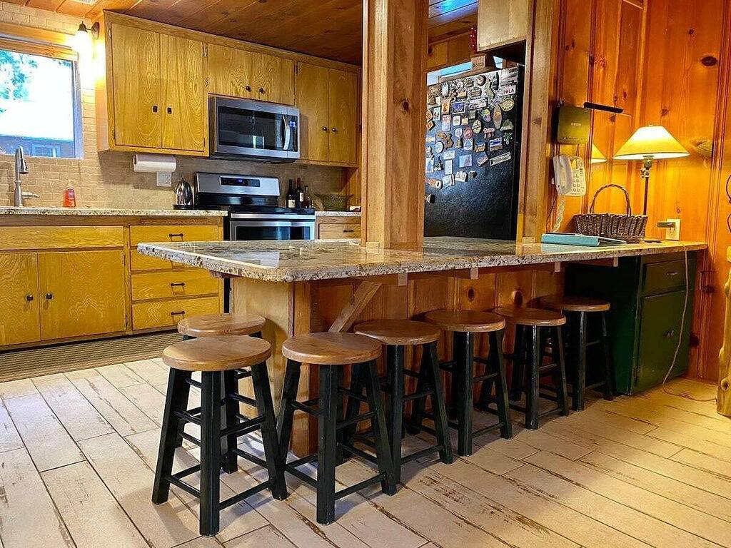 Bear’s Lair Cabin, Willow Cove, Bass Lake in Bass Lake