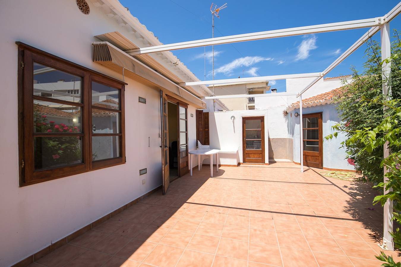 Casa de férias "Villa Republica Argentina" perto da praia com terraço privado e Wi-Fi in Ciutadella de Menorca, Costa de Menorca
