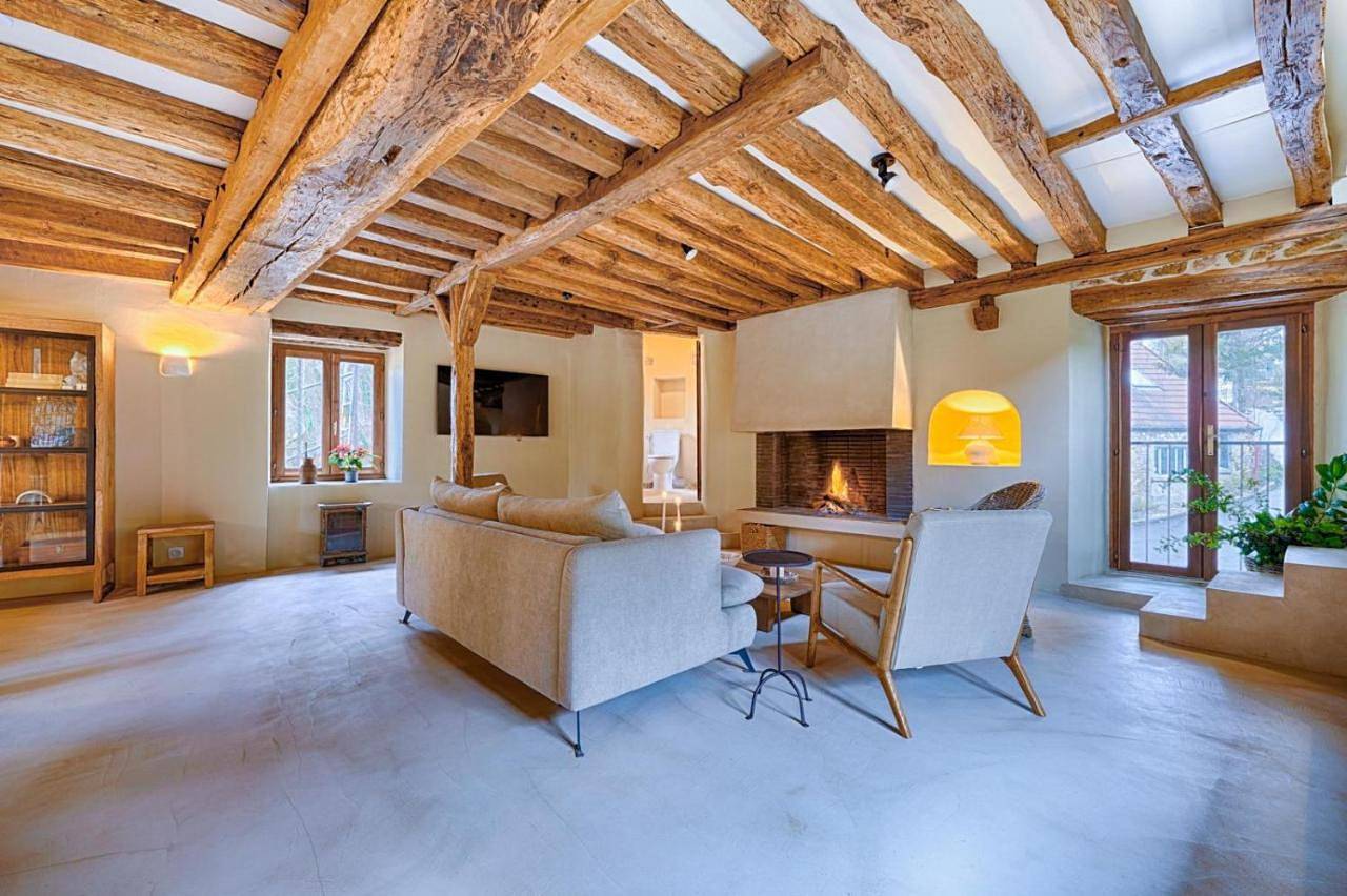 Deluxe Villa in Boussy-Saint-Antoine, Essonne