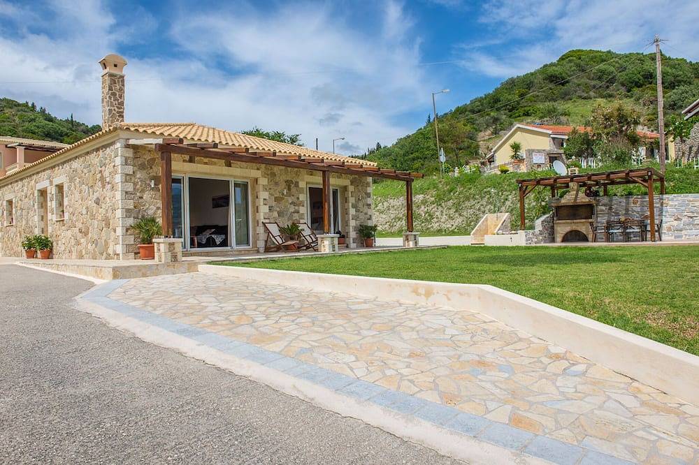 Villas Porto Kamini in Afionas Corfu in Agios Georgios, Korfu