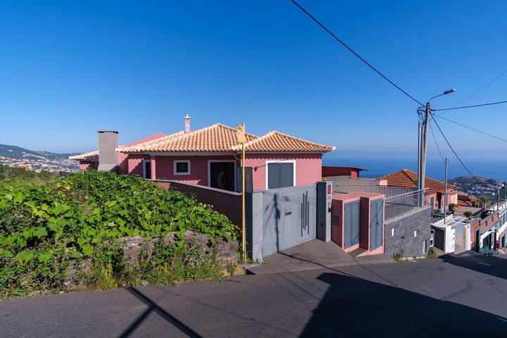 Ferienhaus für 6 Personen mit Terrasse in Santo António (Madeira), Madeira