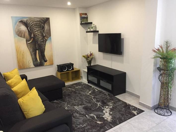 Location de vacances pour 2 personnes, avec piscine ainsi que terrasse et vue dans Pinhel