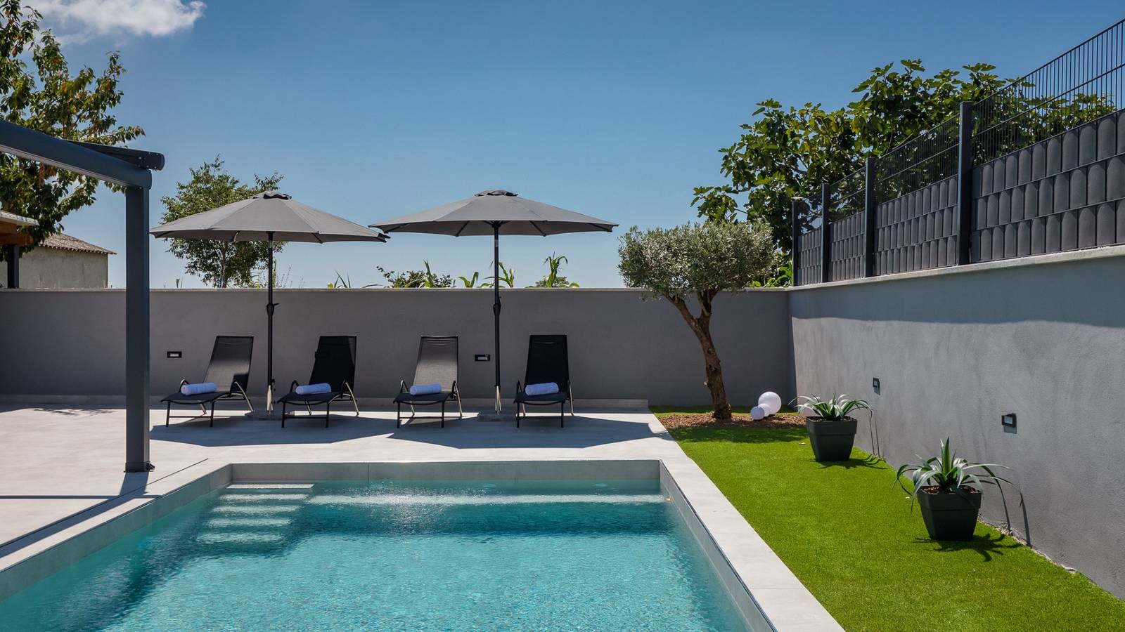 Villa Ana by Villas Guide in Brečevići, Zentralistrien