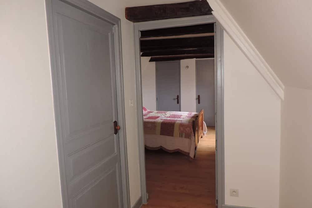 Charmante Maison De Campagne in Chasteaux, Région de Brive-la-Gaillarde