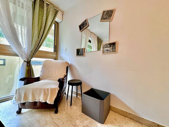 Gîte pour 2 personnes, animaux acceptés dans Casino Du Palais De La Mediterranee - 4