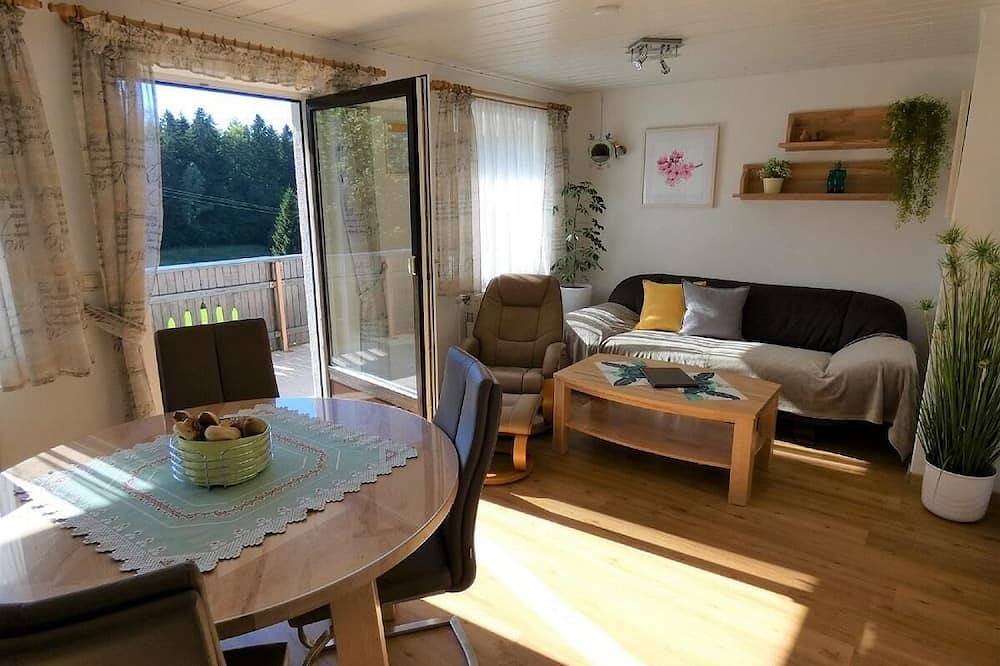 Ganze Wohnung, Ferienwohnung mit großem Westbalkon in Hohenau, Ostbayern