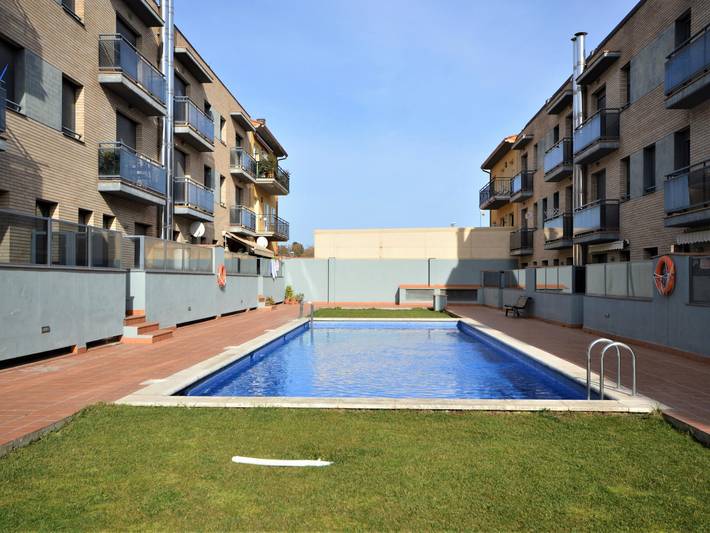 Ferienwohnung für 6 Personen, mit Pool und Garten - 1