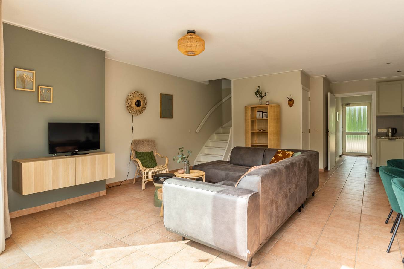 8 persoons woning met sauna en geschikt voor mindervalide in de bossen in Winterswijk in Winterswijk, Achterhoek