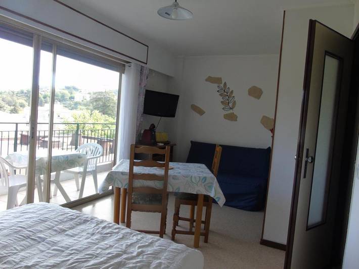 Gîte pour 2 personnes, avec vue et balcon dans Casino de Greoux les Bains - 3