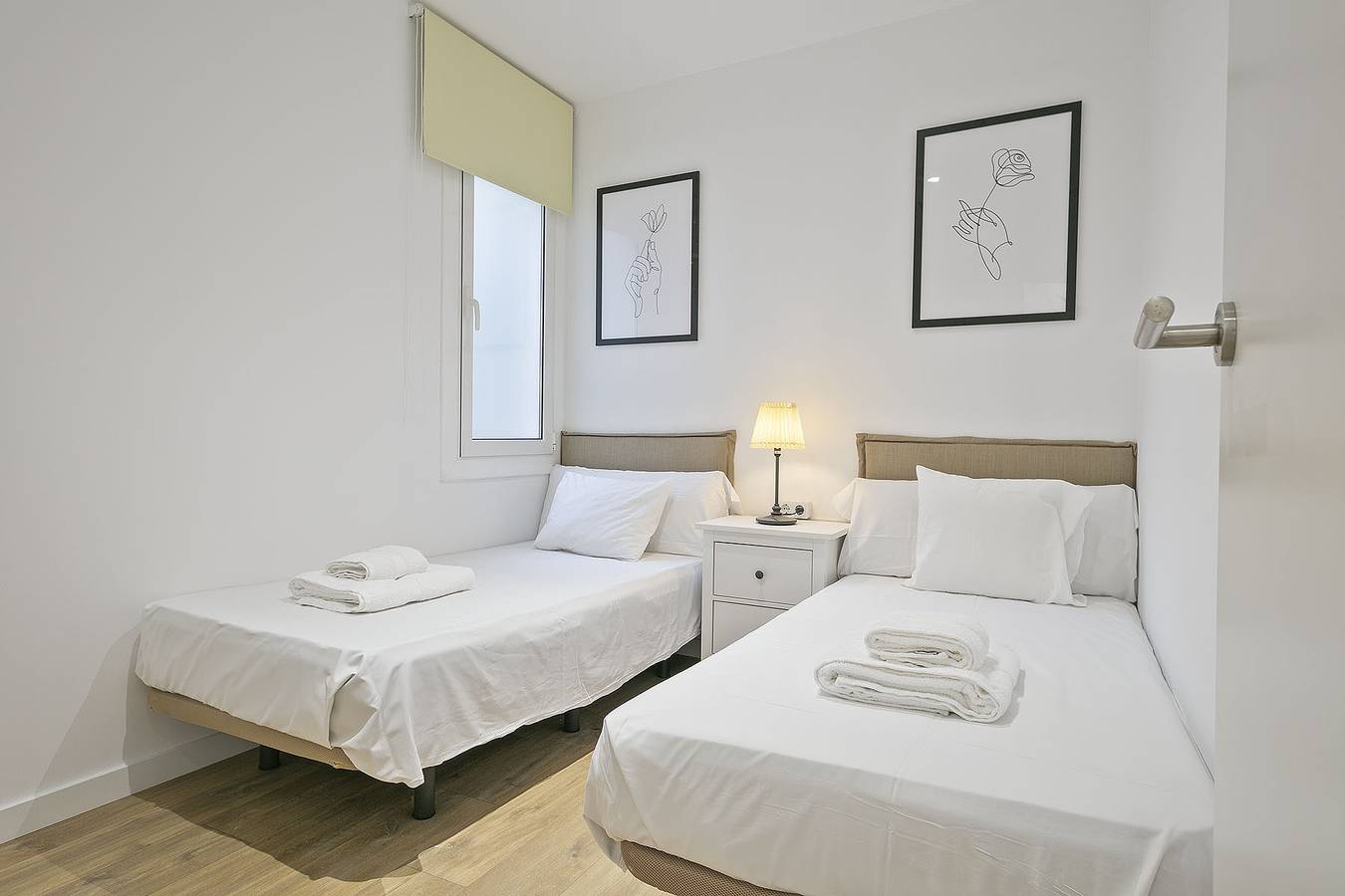 Entire apartment, Holiday apartment for 4 people in Barcelona Centre, Barcelona