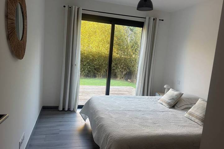 Piscine chauffée - Plages à 2 min - 4 chambres - Clim Wifi in Lecci, Arrondissement de Sartène