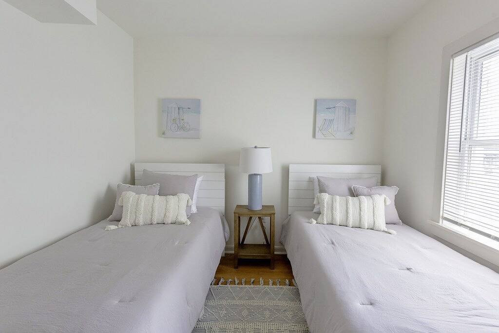 Ganze Wohnung, One Rehoboth Avenue - Wake Up to the Waves in a Storied Oceanfront Landmark in Rehoboth Beach, Sussex County (Delaware)