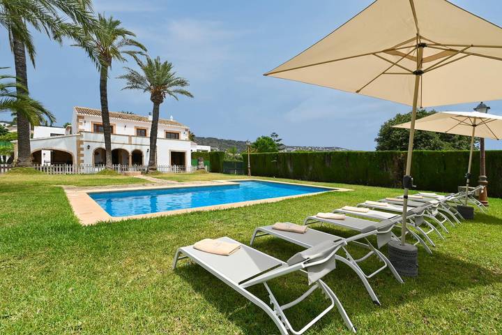 Location de vacances pour 6 personnes, avec Jardin et Piscine à Jávea - 2