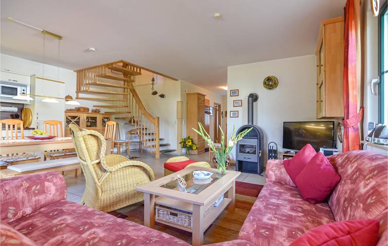 Luxuriöses Apartment mit Sauna und Terrasse, nahe dem Strand in Storkower See, Wendisch Rietz