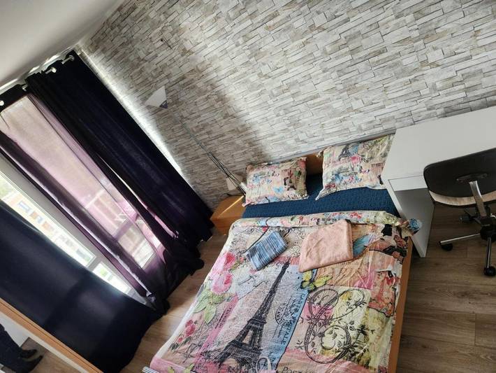 Chambre d’hôte pour 2 personnes, avec Balcon et Terrasse ainsi que Jardin et Vue