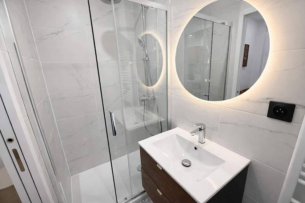 Entire apartment, Sejour Confort aux Portes de Paris - 4P in Aubervilliers, Seine-Saint-Denis