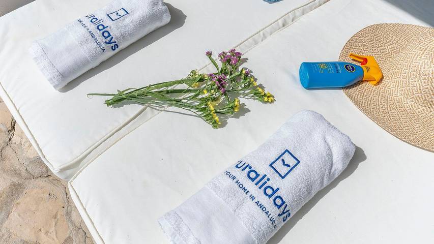 Casa rural para 12 personas, con balcón/terraza y piscina, Se admiten mascotas en Algodonales - 3