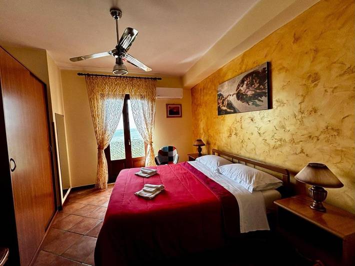 Chambre d’hôte pour 2 personnes, avec terrasse et vue à Salemi