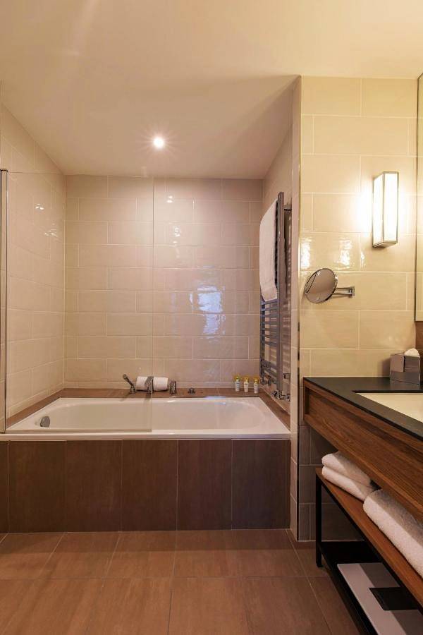Three-Bedroom Apartment in Cognac, Charente