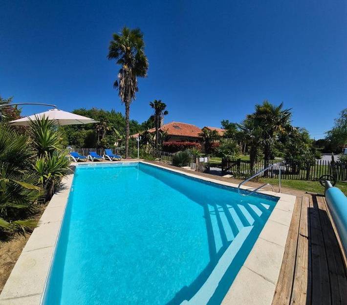 Gîte pour 2 personnes, avec jardin et piscine à Eugénie-les-Bains - 4