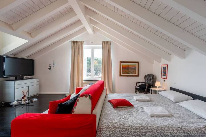 Ganze Wohnung, Ferienwohnung Verney in Bagni Capo Torre, Albisola Superiore