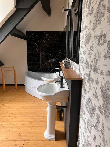 Chambre D’hôte pour 5 Personnes dans Luynes, Indre-et-Loire, Photo 3