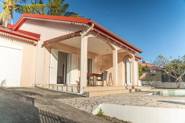 Location de vacances pour 7 personnes, avec jardin ainsi que vue et piscine à Sainte-Marie (Île de la Réunion) - 3