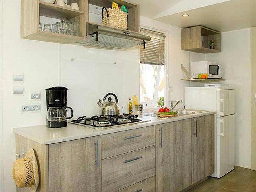 Camping Domaine de Ker Ys - Mobile home 6 persons - Mobile-home | Classic | 2 Bedrooms | 4/6 Pers. | Raised terrace | 1 bathroom in Iroise