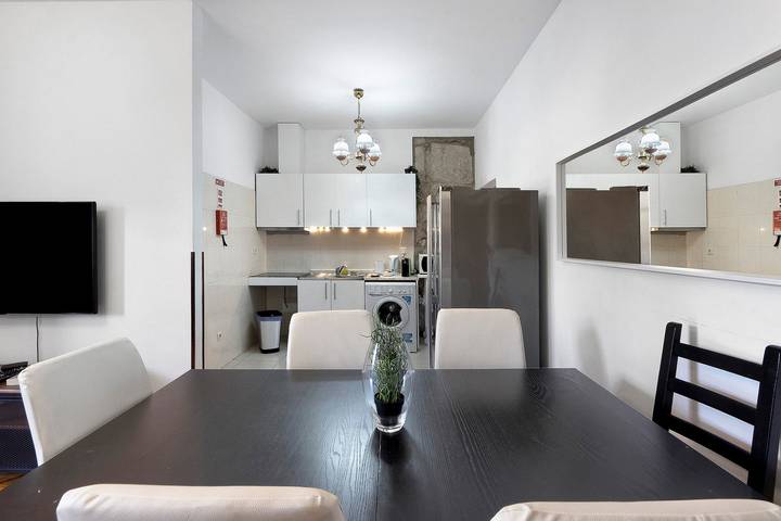 Entire apartment, Apartment 'Balcony Porto's' with Balcony, Wi-Fi and Air Conditioning in Bonfim, Porto District