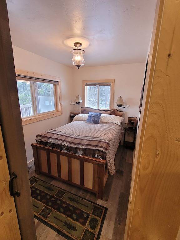1 Bedroom with Sleeping loft queen. in Ravalli County