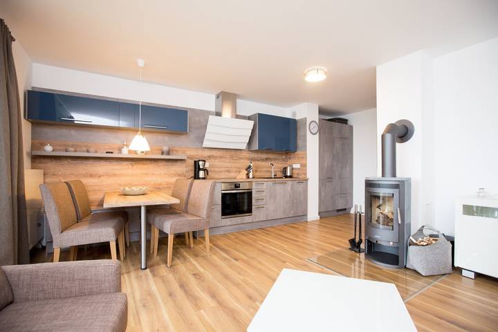 Ferienwohnung für 4 Personen, mit Terrasse und Garten sowie Seeblick, mit Haustier in Mecklenburg-Schwerin - 3