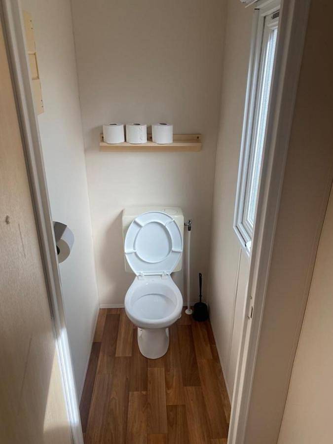 Camping pour 6 personnes, avec terrasse et jardin ainsi que vue et piscine dans Essonne - 3