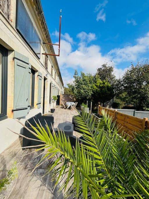 Location de vacances pour 4 personnes, avec jardin et piscine à Mirambeau - 3