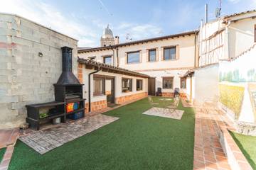 Casa Rural Con Piscina para 11 Personas en Melgar de Fernamental, Provincia de Burgos, Foto 1