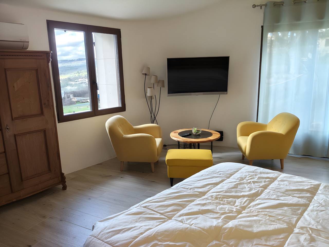 Casa con encanto, vistas sublimes y rooftop in Lioux, Parque natural regional del Luberon