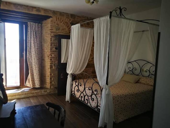 Hotel para 2 personas, con terraza además de vistas y jardín en Valle de Alcudia - 4