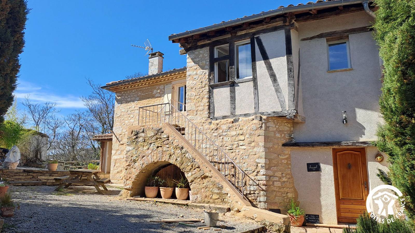 Castel Mazars - le gîte 4 personnes in Castelnau-de-Montmiral, Région d'Albi