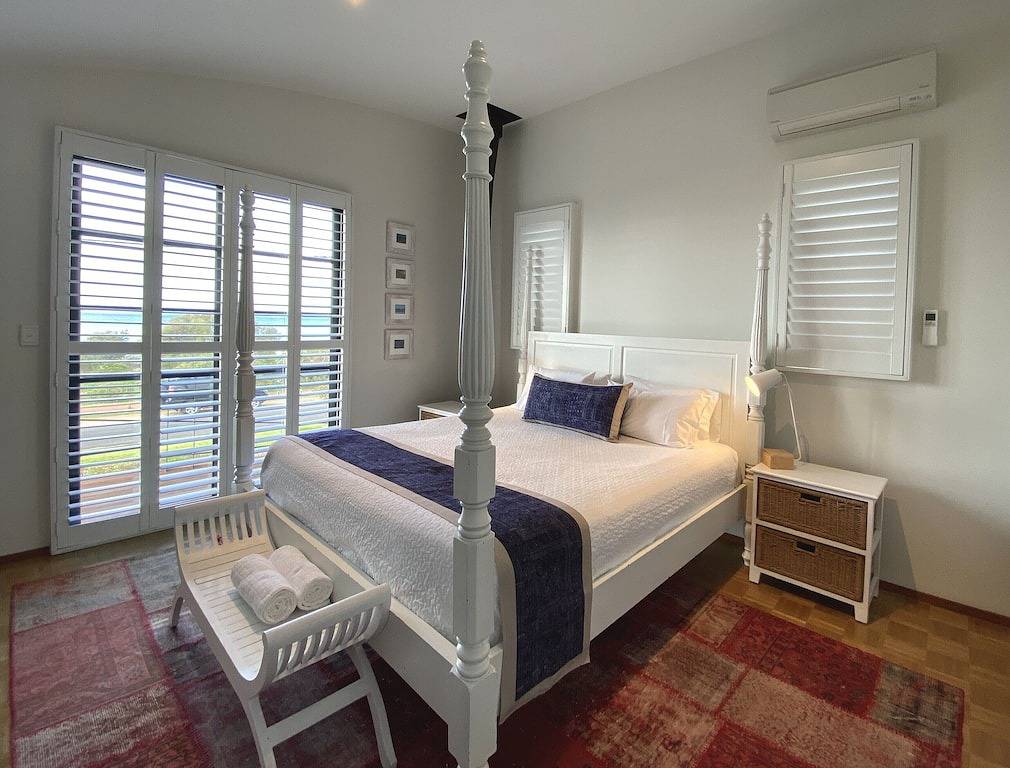 Panoramablick auf die Bucht - Haustierfreundlich und nur 5 Gehminuten von der Stadt entfernt in Dunsborough, Western Australia