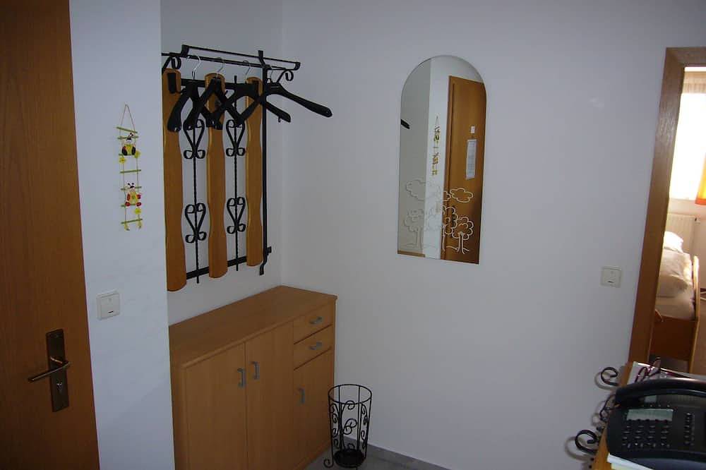 Ganze Wohnung, Ferienwohnung 2 - Ferienwohnung Gemperlein in Pottenstein, Frankenalb