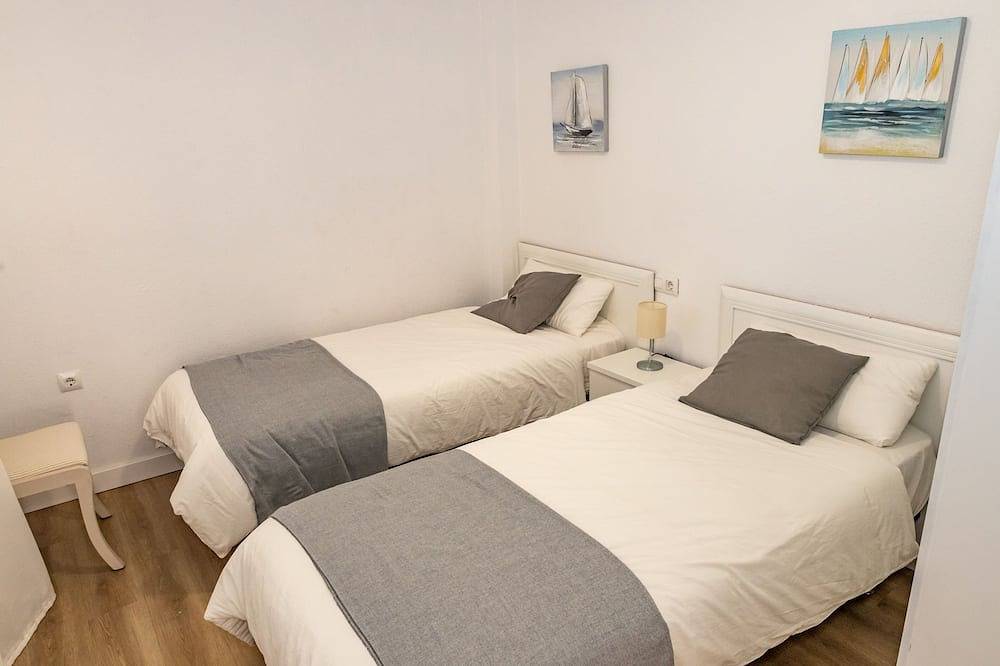Entire apartment, Apartamento Sereno 3 | Piscina, Garaje, Terraza y Playa in Los Caños de Meca, Barbate