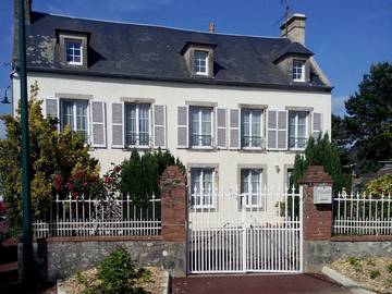 Gîte pour 12 personnes, avec jardin à Sainte-Mère-Église