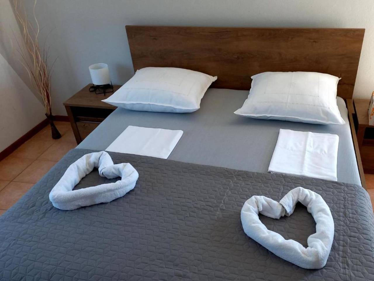 Ganze Wohnung, Pansion Stones Murter - Doublr Room ( A6 ) in Općina Murter-Kornati, Murter
