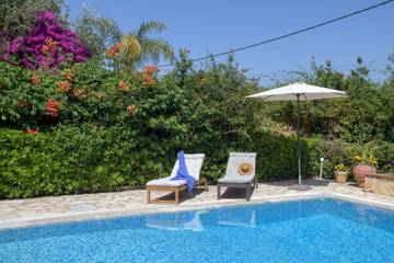 Villa pour 8 Personnes dans Mparmpati, Corfou, Photo 4