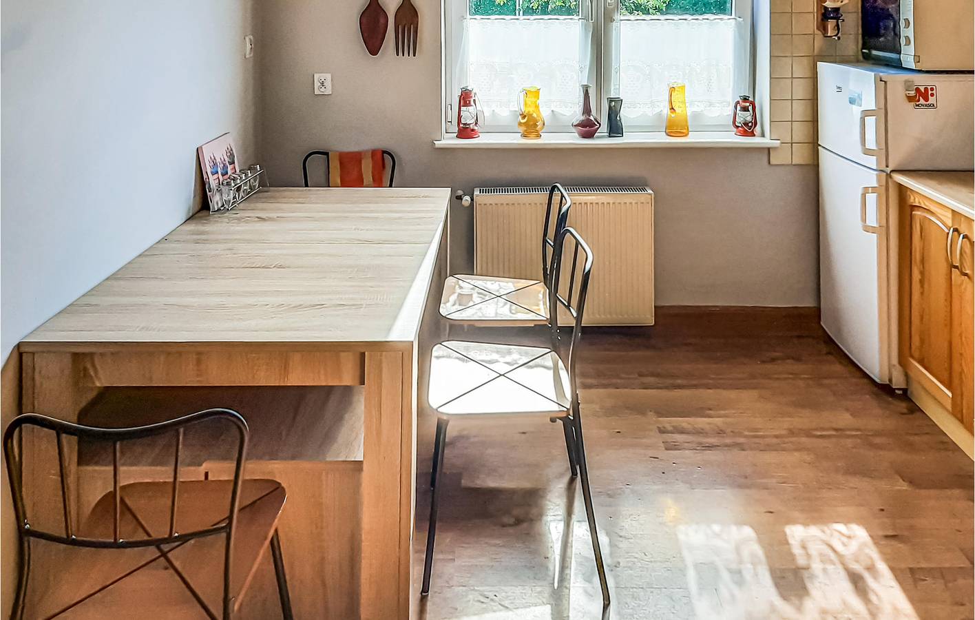 Ferienhaus für 6 Personen mit Terrasse in Powiat Sławieński