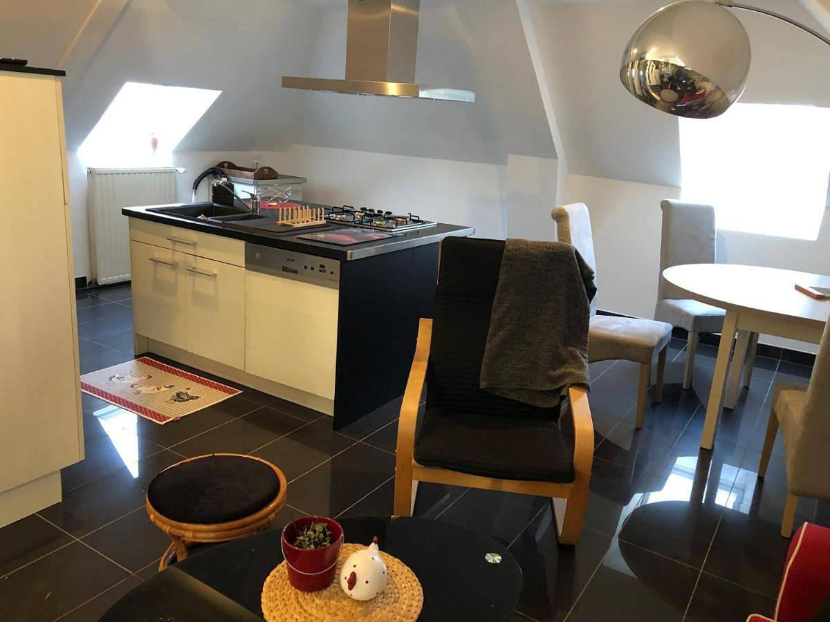 Appartement entier, One-Bedroom Apartment in La Gacilly, Région de Vannes