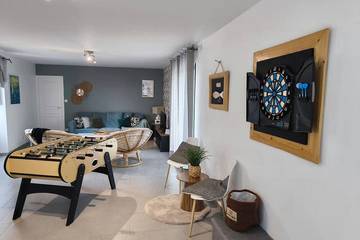 Gîte pour 8 personnes, avec jardin, animaux acceptés à Cérences