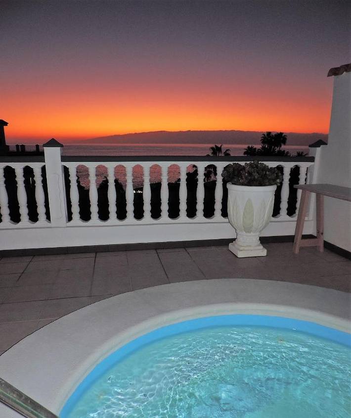 Casa rural para 6 personas, con terraza además de piscina y vistas, Se admiten mascotas en Santiago del Teide - 2