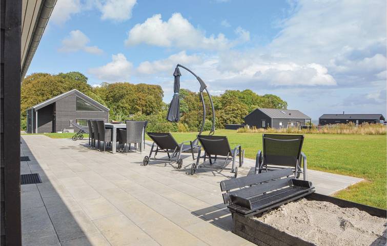 Ferienhaus für 8 Personen, mit Terrasse und Whirlpool sowie Garten in Kelstrup Strand - 4