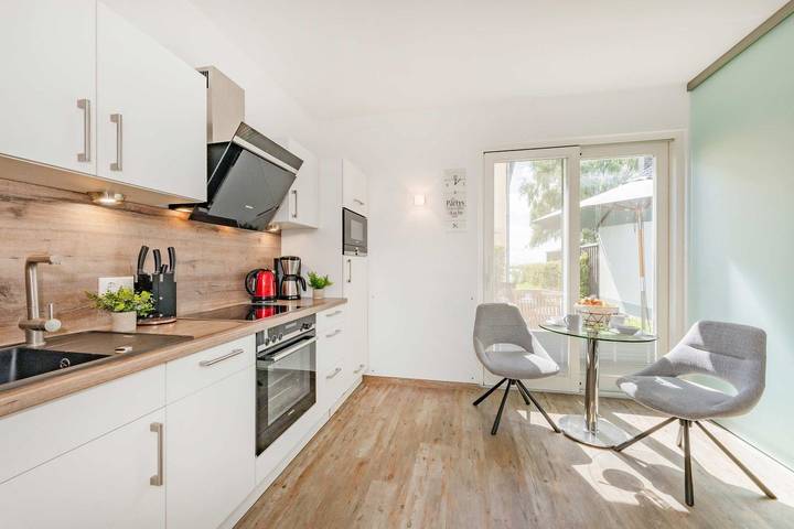 Ferienwohnung für 2 Personen, mit Terrasse und Garten sowie Seeblick in Kamminke - 4